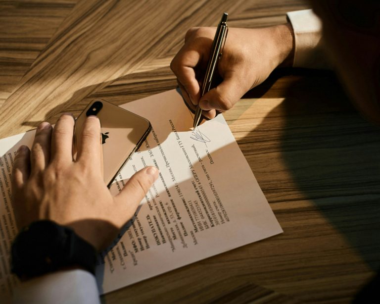 Top 5 Mistakes to Avoid When Drafting Contracts